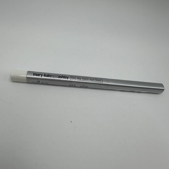 Mary-Kate and Ashley Line My Eyes Eyeliner – White ❄️✨ - Picture 1 of 6